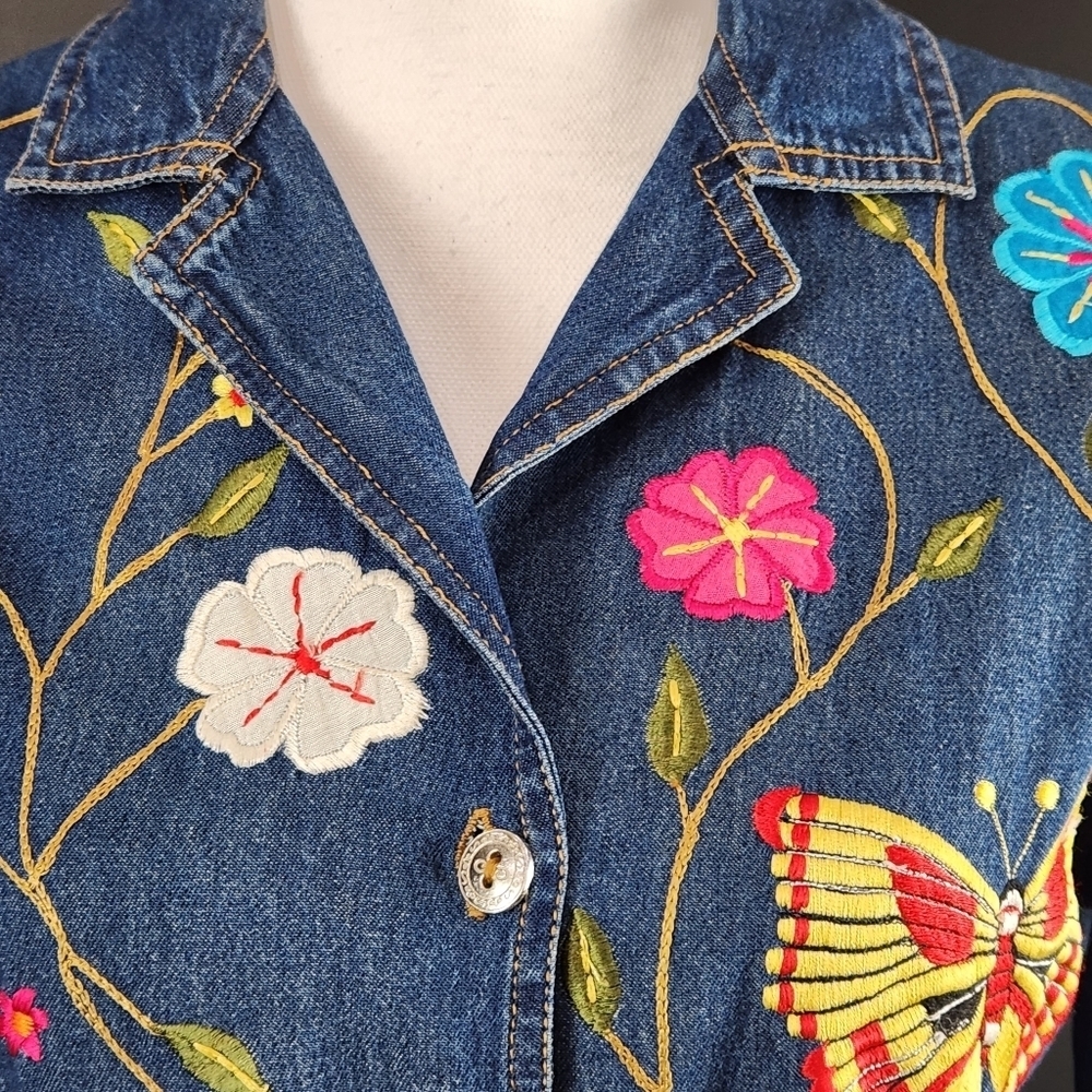 Julia Kin Embroidered Denim Jacket Size PS - Picture 2 of 11